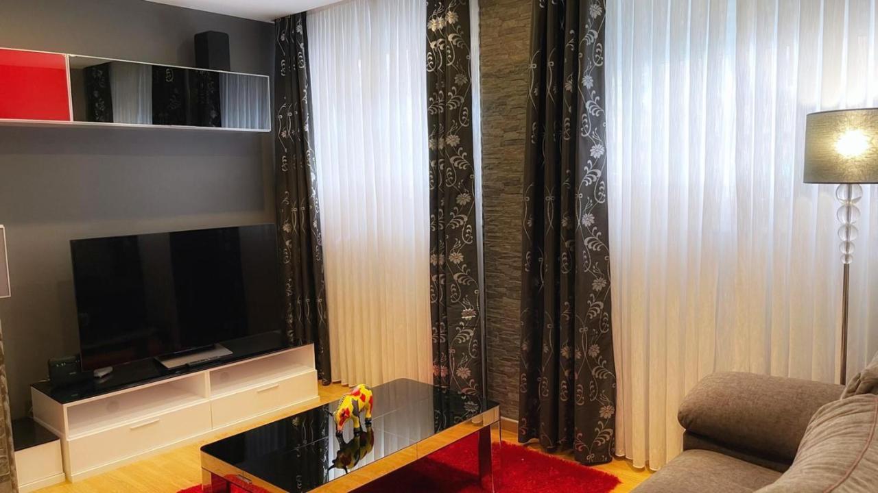Urban Apartment En Basauri Con Wifi Exterior photo